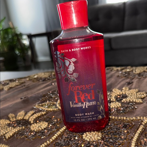 Bath & Body Works Other - Bath & Body Works Forever Red Vanilla Rum Body Wash - Red